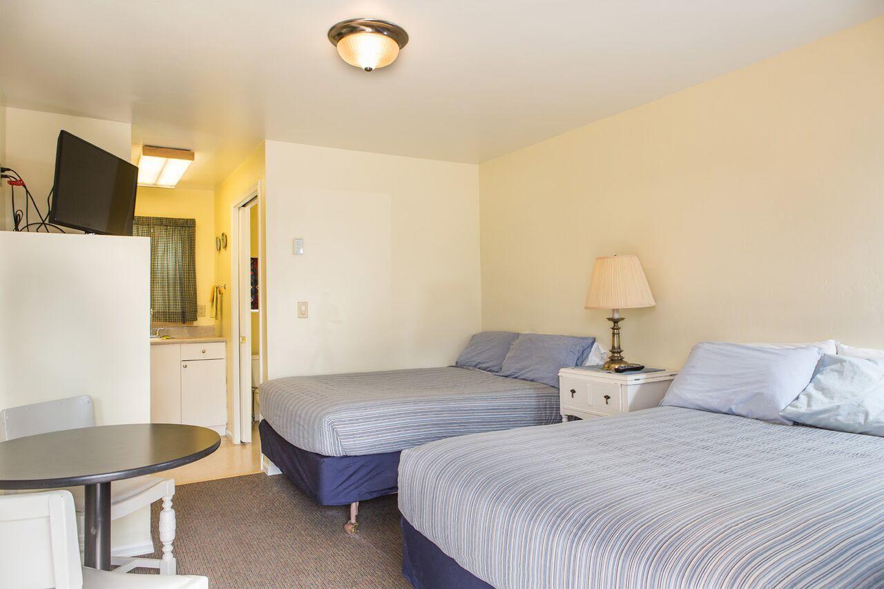 Norwood Inn Екстериор снимка